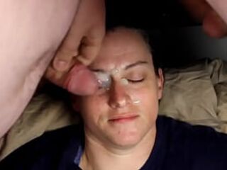 Huge Homemade facial blasting right in her eyes!!! FIXED SOUND
