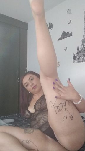 Sensual and Hot Dance to Get to Masturbation
