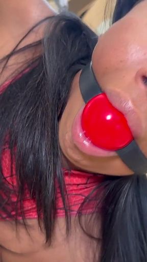 Courtney: Caught in a Bondage Web (hd + Bts))