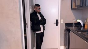 dando uma licao no amigo