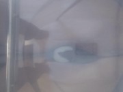 ノーパン黒タイツの女装男子が椅子に座って話を聞いていたら、おしっこ我慢出来ずにお漏らししちゃった・・・