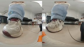 3DVR180 YIDE shoes and socks training dwarf