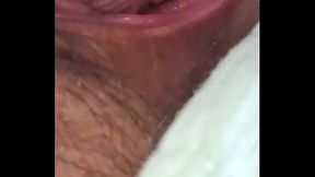 Morocha por fuera, rosadita por dentro