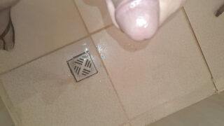 Handjob, Pissen, Schwänze, Papa, Badezimmer – Solo-Mädchen-Clip von molligen asiatischen Amateurtypen beim Analfick