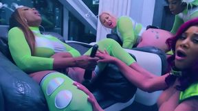 hottest intergalactic lesbian fivesome candace von, jordyn falls, lyric sky, mz. dani, and yum the boss