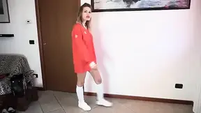 Stunning blonde ballbusting champ gets her feet worshipped in high heels