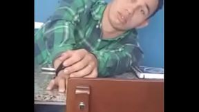 Niver do novinho gostoso com 4 neg&atilde_o