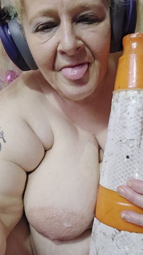 Gapped Asshole When Stepdaddys Away Momma Plays