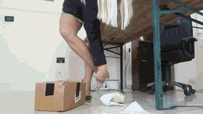 Sore Toes in the Office WMV