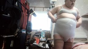 WIENER GIRL - Wiener Girdle Play