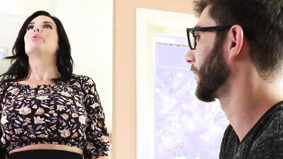 My stepmother let me cum inside (Veronica Avluv)