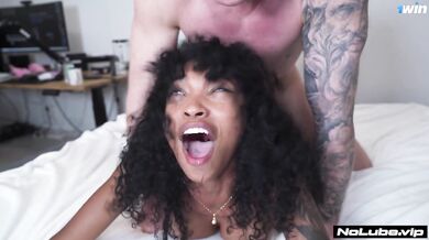 She Couldn´t Get Enough - Barbie Rous