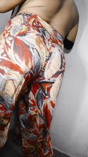 Desi Sissy Twerk