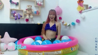 come on at my poolparty