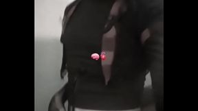 &ldquo_Travesti femenina, gemidos suaves y entrega total: segundos de placer y control&rdquo_