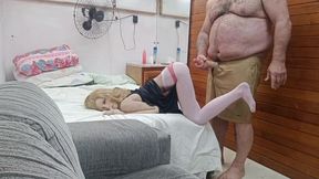 loira boa de cama gozou gostoso na pica desse coroa