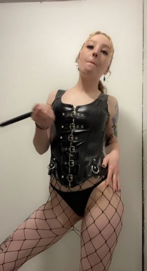 Beg to worship my ass & drink my spit!