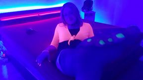 Sofia&#039;s Neon Dildo Ride