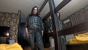 caught him masturbating with my shiny work downjacket – deepthroat, spit & cumshot joi