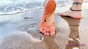 NYC feet, Coney Island beach, jelly slides milf feet show, part 2: Wet