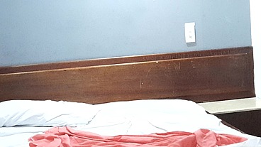 Nueva Puta blanca culona es follada en la bañera de un hotel por un extraño de la universidad Full Xvideo - semen en el culo - Yulisahot - Andy Z 94