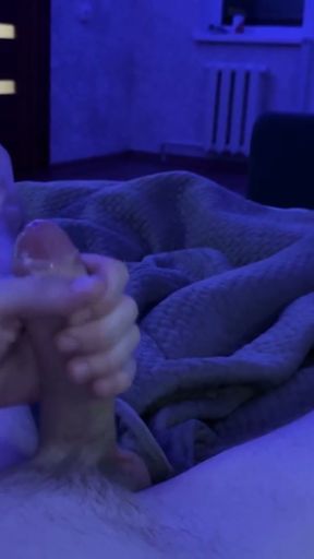 Sporty guy jerking off his dick   Clip 1