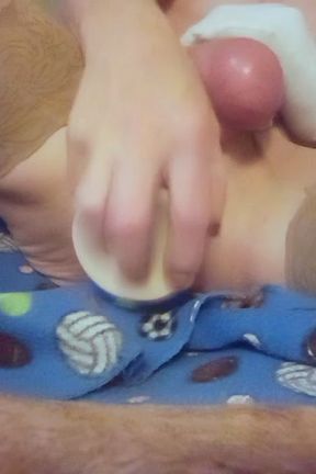 Mellissa plays with her dildo and clitty