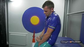 guyzin2rubber, fingers and cones