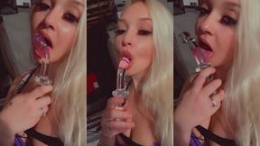 queendaddysgirl69 - update #3 - fullsizerender - dec 09, 2022