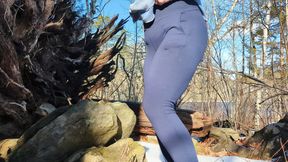 pee behind a tree