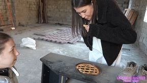 VICTORIA - A sweat, delicious pie for this ugly bitch! (HD)