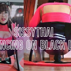 Sissythai bouncing on big black dick