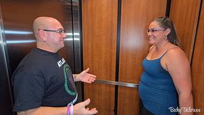 Becky Tailor fucks her biggest fan - Going down?