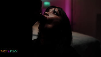 Thick Curvy Slut Sunny Bunny Loves To Fuck