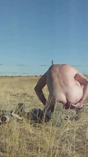 Powerful moment from "22 Oct 2024 Rogerson, Idaho. Out in the desert on the first day of fall."