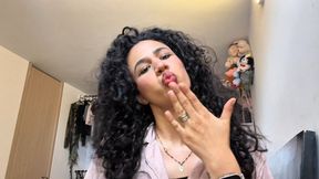 This is my make up routine before doing videos :D PART 3