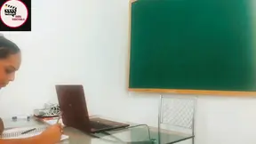 Latina MILF gringa teaches Portuguese with an enormous ass and talented BJ