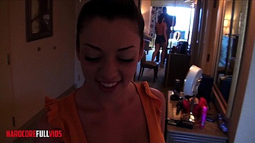 Hot Women Jackhammered By Her Man In A Hotel Making Amateur Porn