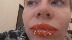 Red lips with glitter! MP4