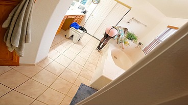 Peeping on stepmom while she undresses for her bath