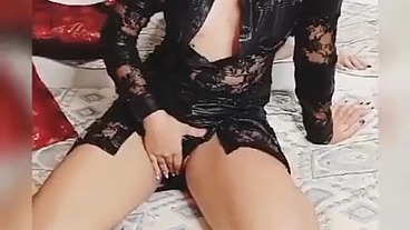 Linda brasileña con culo perfecto es follada le llena de leche el coño pussy ass