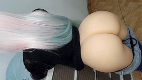 My horny stepdaughter shows me her big virgin ass in jeans, lifts her ass to receive my huge thick cock eager for anal sex (Over 18)