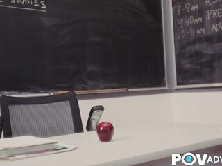 POV Adventure- School Floozy Sophia Burns Welcomes The Recent Classmate