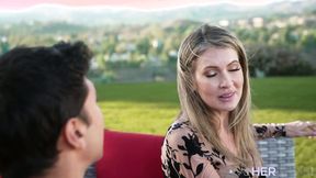 ”Blondie MILF Gigi Dior Screwed Outdoor By Foot Fetish Guy”