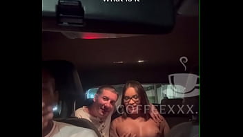 MARIDO ofereceu a ESPOSA GOSTOSA para o MOTORISTA DO UBER !! NEG&Atilde_O DOTADO que n&atilde_o perdeu tempo comeu o CU DA ESPOSA SAFADA - Lina Nakamura - John Coffee - lewa