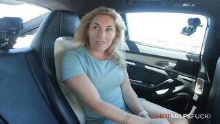 Real Sex on Camera for mom Abbey James into her first Porno gets Creampied