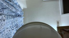 Tiny Witnesses Giantess on the Toilet POV