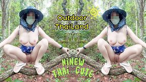 Amateur Thai villagers have sex in the forest public 4K 18