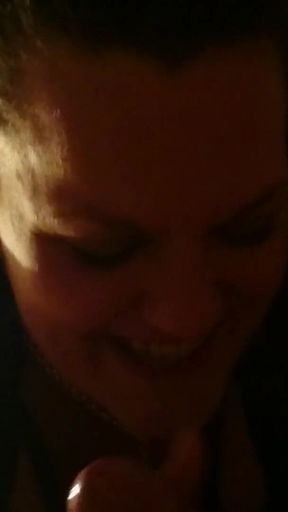 Hot Queen Wants a Blowjob