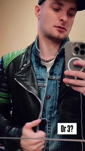 Gay Skinhead Kinkysirius Take a Gold Shower Public Toilet